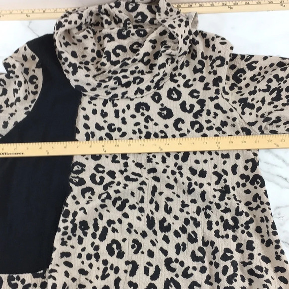 Ali Miles Cream Black Leopard Print Tunic Top Womens Large‎ Cowl Neck - Picture 8 of 10